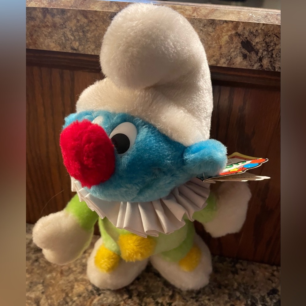 Vintage 1983 Clown Smurf with original tag